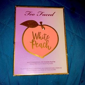 Too faced white peach palette